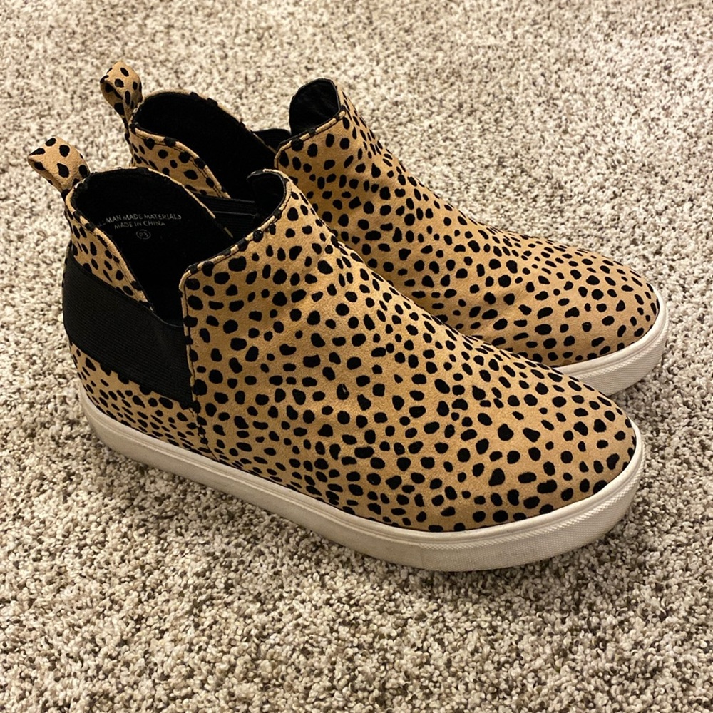 Soda cheetah print slip on shoes